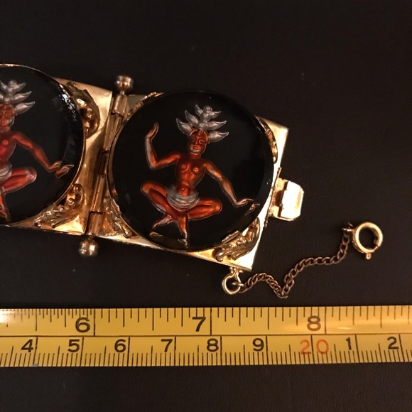 Siam Dancer Itaglios Heavy Goldtone Bracelet - Picture 11 of 12